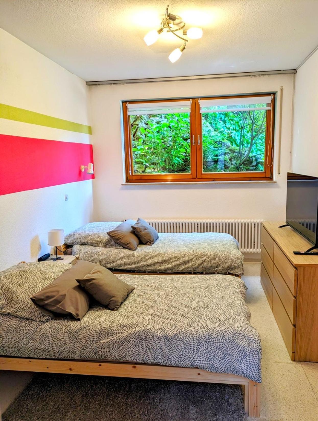 4 Zimmer Geraeumige Und Ruhig Gelegene Ferien- Und Monteurwohnung Nur Fuer Sie Allein Aujvari Vermietungen Spiegelberg Esterno foto