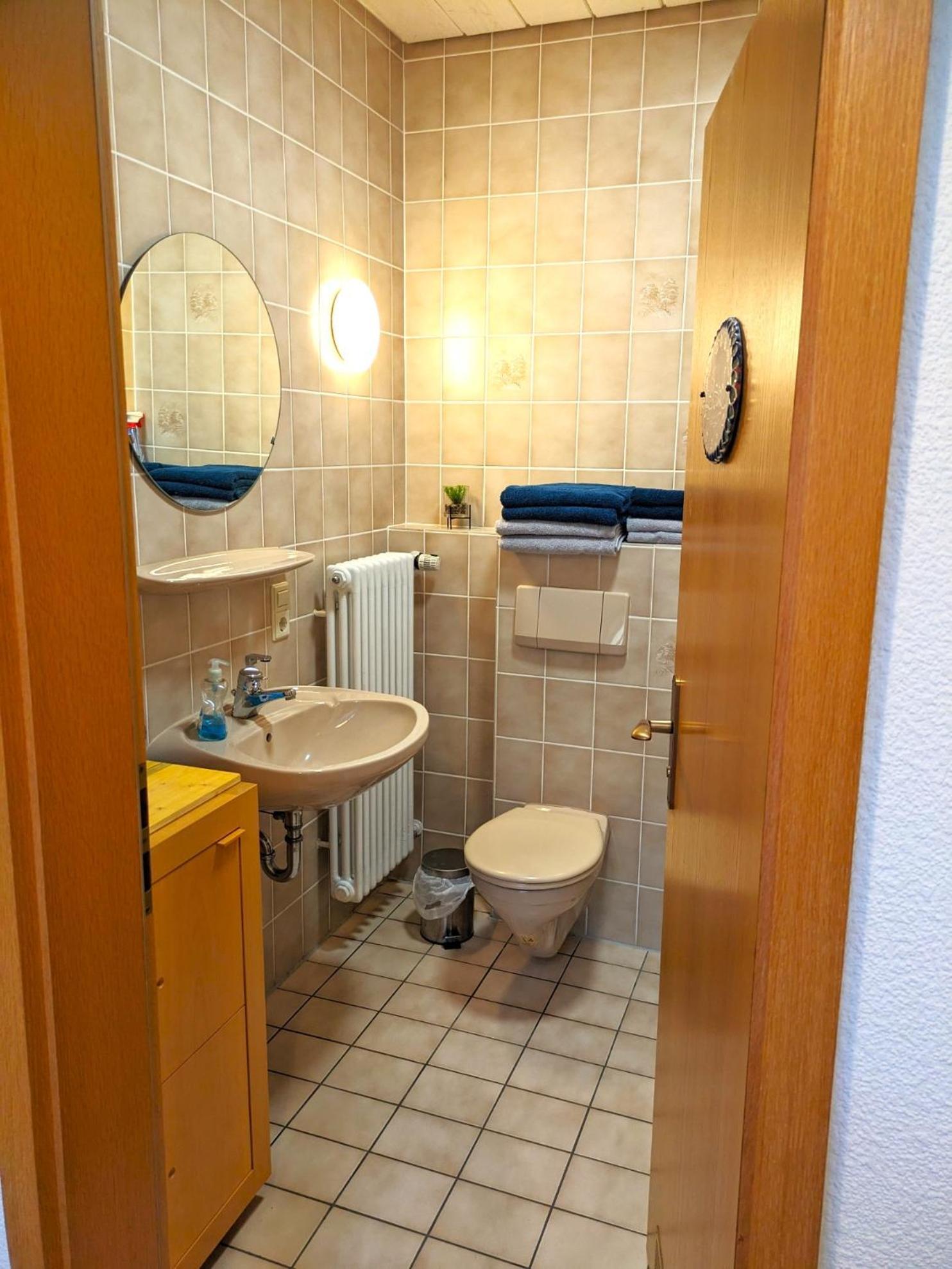 4 Zimmer Geraeumige Und Ruhig Gelegene Ferien- Und Monteurwohnung Nur Fuer Sie Allein Aujvari Vermietungen Spiegelberg Esterno foto