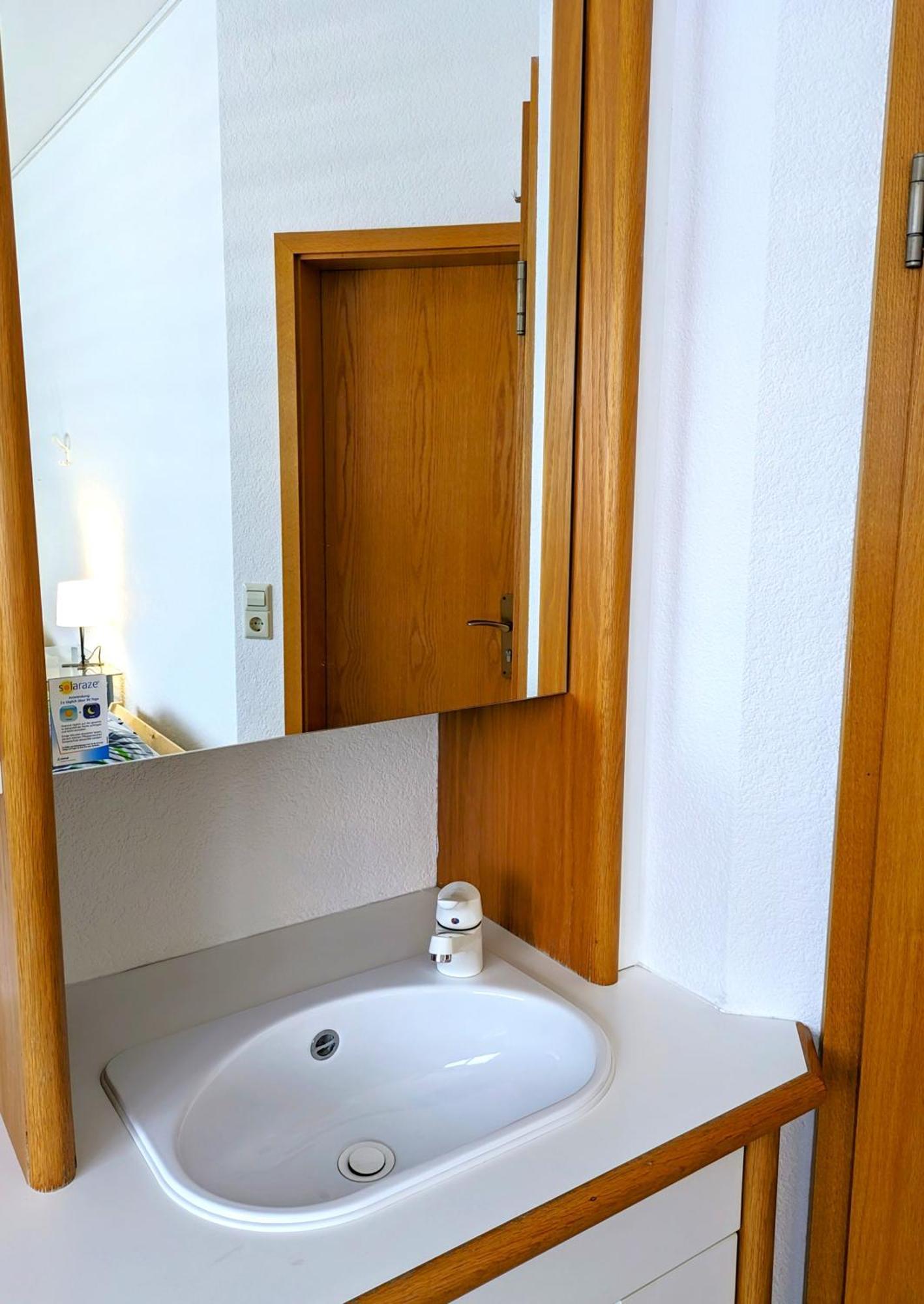 4 Zimmer Geraeumige Und Ruhig Gelegene Ferien- Und Monteurwohnung Nur Fuer Sie Allein Aujvari Vermietungen Spiegelberg Esterno foto